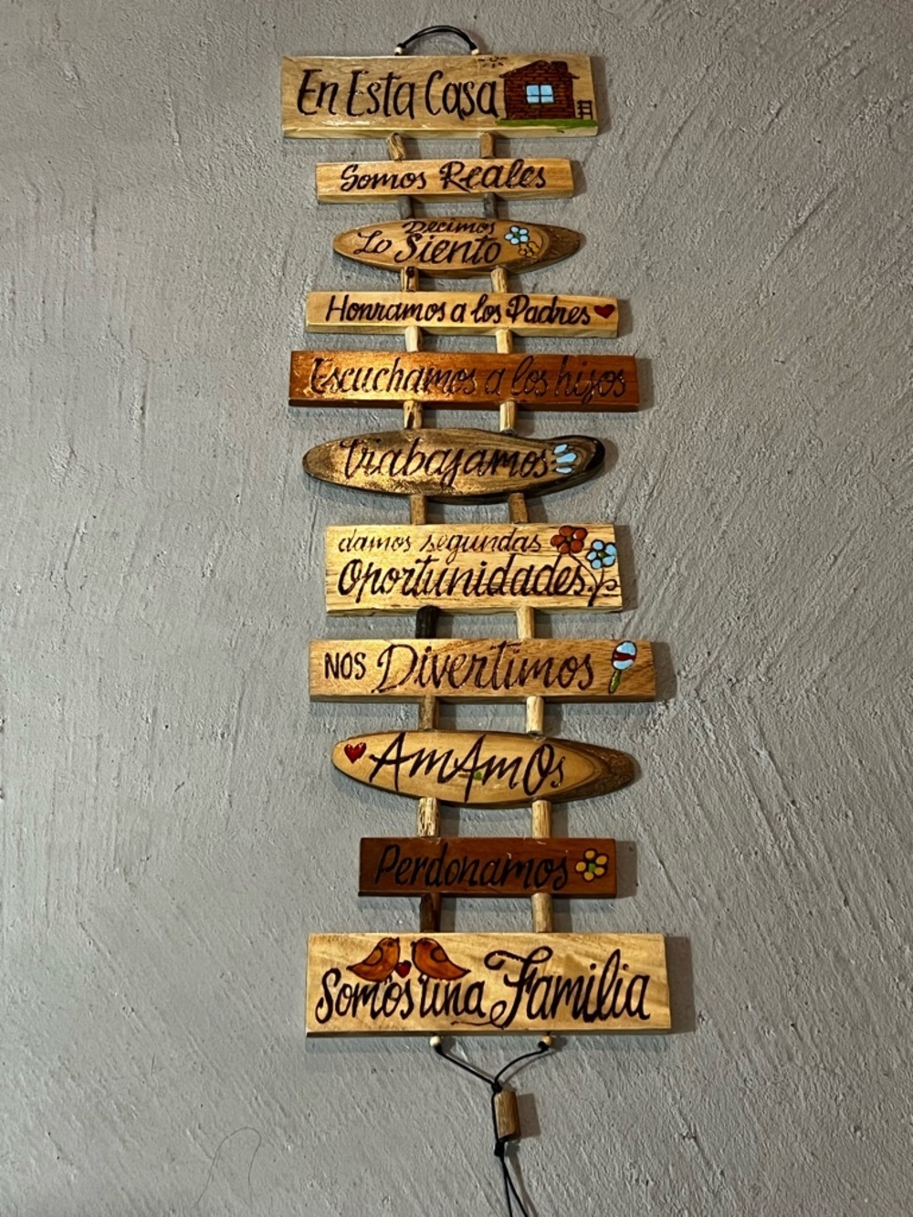 Wooden Wall Hanging (Spanish)